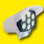 چراغ خورشیدی اورجینال طرح دوربین مداربسته مدل Pr-Cam | چراغ امنیتی سنسوردار - تصویر 6